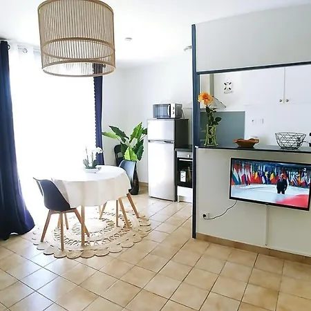 Caroline Apartment Oyonnax Exterior photo